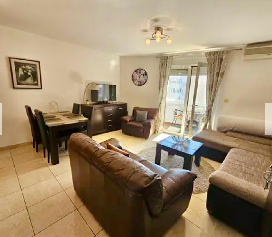 Cozy Studio in Rozino Area