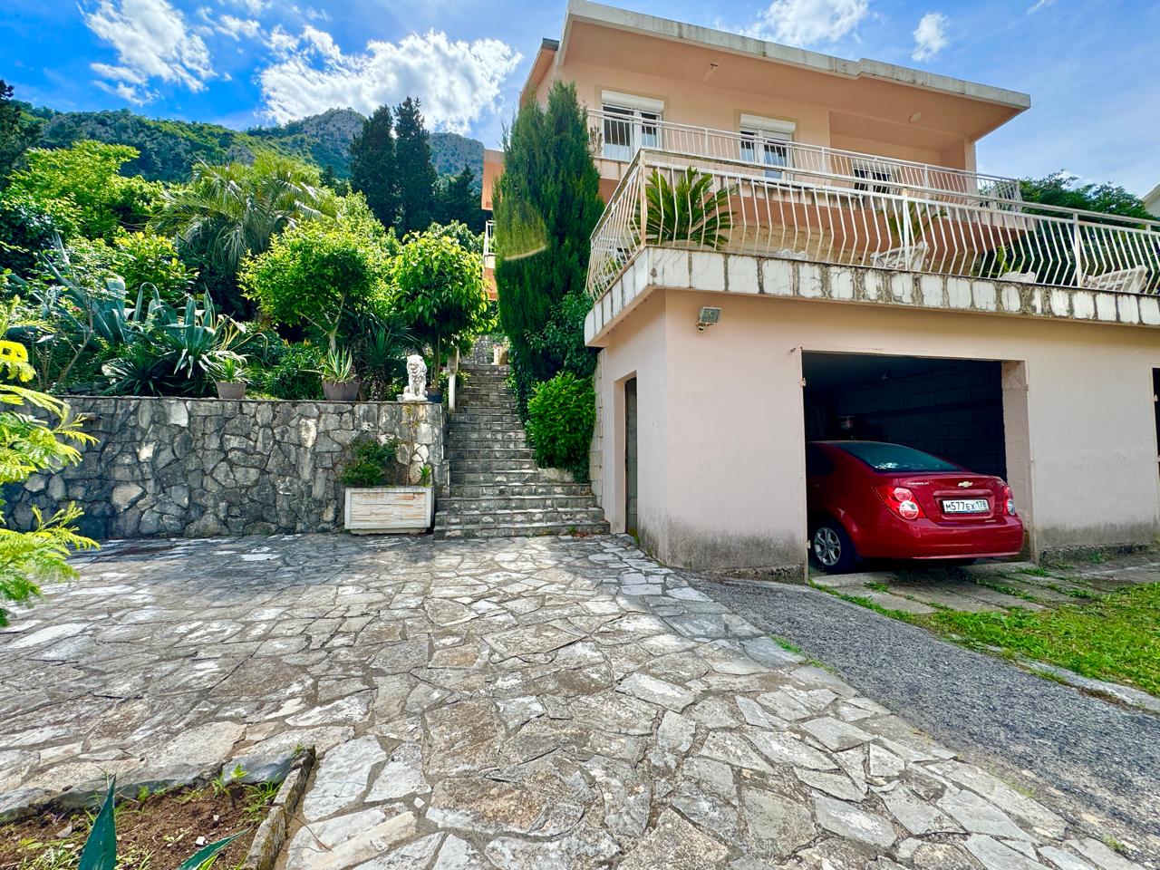 Villa with Stunning Views in Kotor 2
