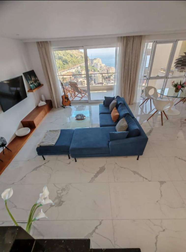 3-Bedroom Penthouse with Rooftop Pool and Stunning Sea Views 7