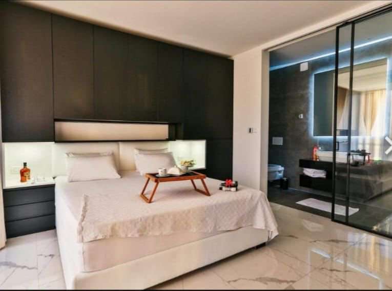 3-Bedroom Penthouse with Rooftop Pool and Stunning Sea Views 12