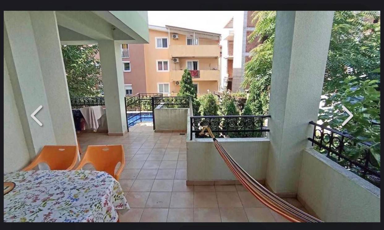 Cozy 2-bedroom apartment with a swimming pool 2