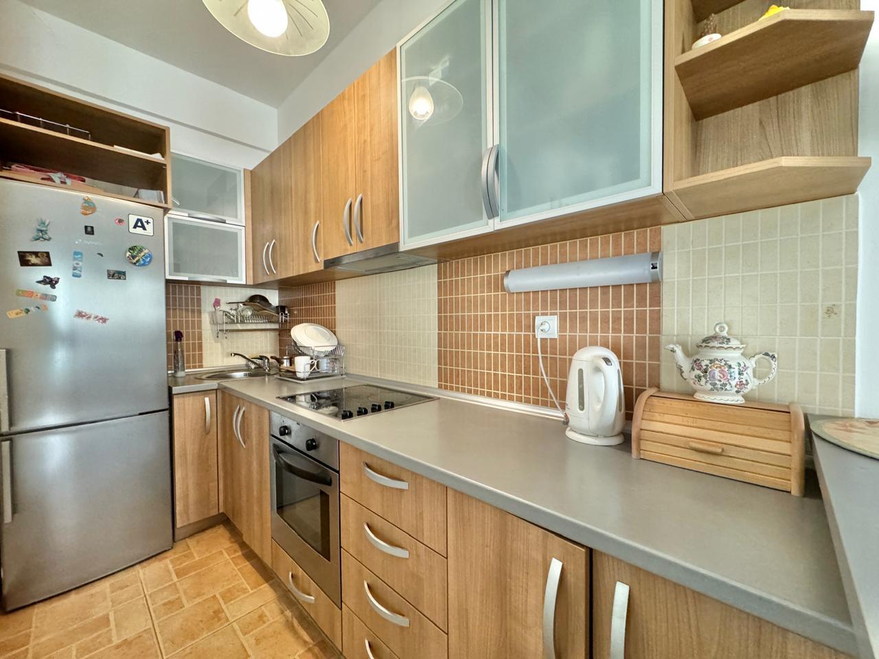 Two-bedroom apartment with pool in Budva 7