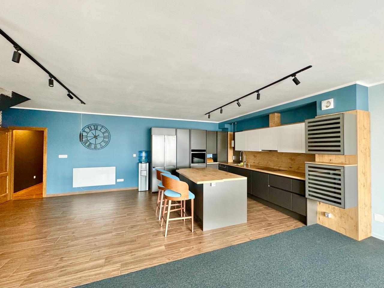 Luxury Sea View Duplex in Budva 5