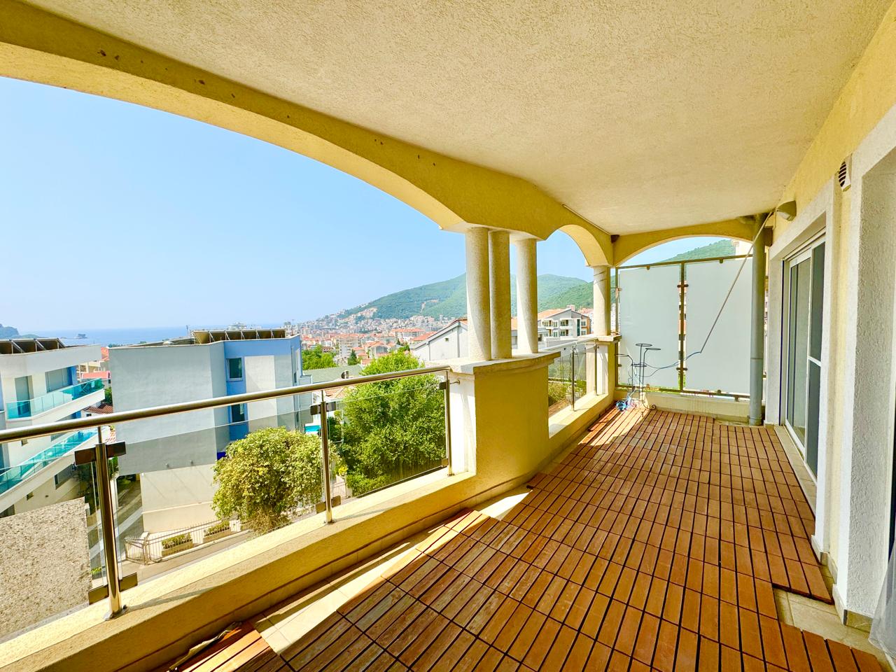 Luxury Sea View Duplex in Budva 10