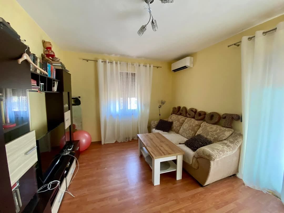 Large Family House in Shushan, Bar 9