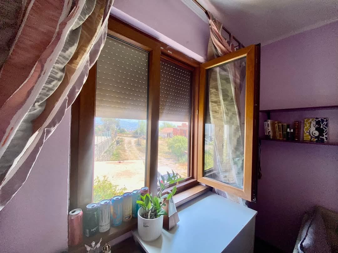 Large Family House in Shushan, Bar 11