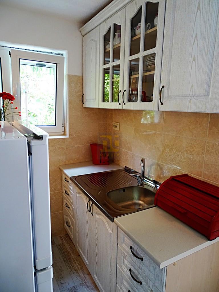 Cozy House in Orahovac with Stunning Views 5