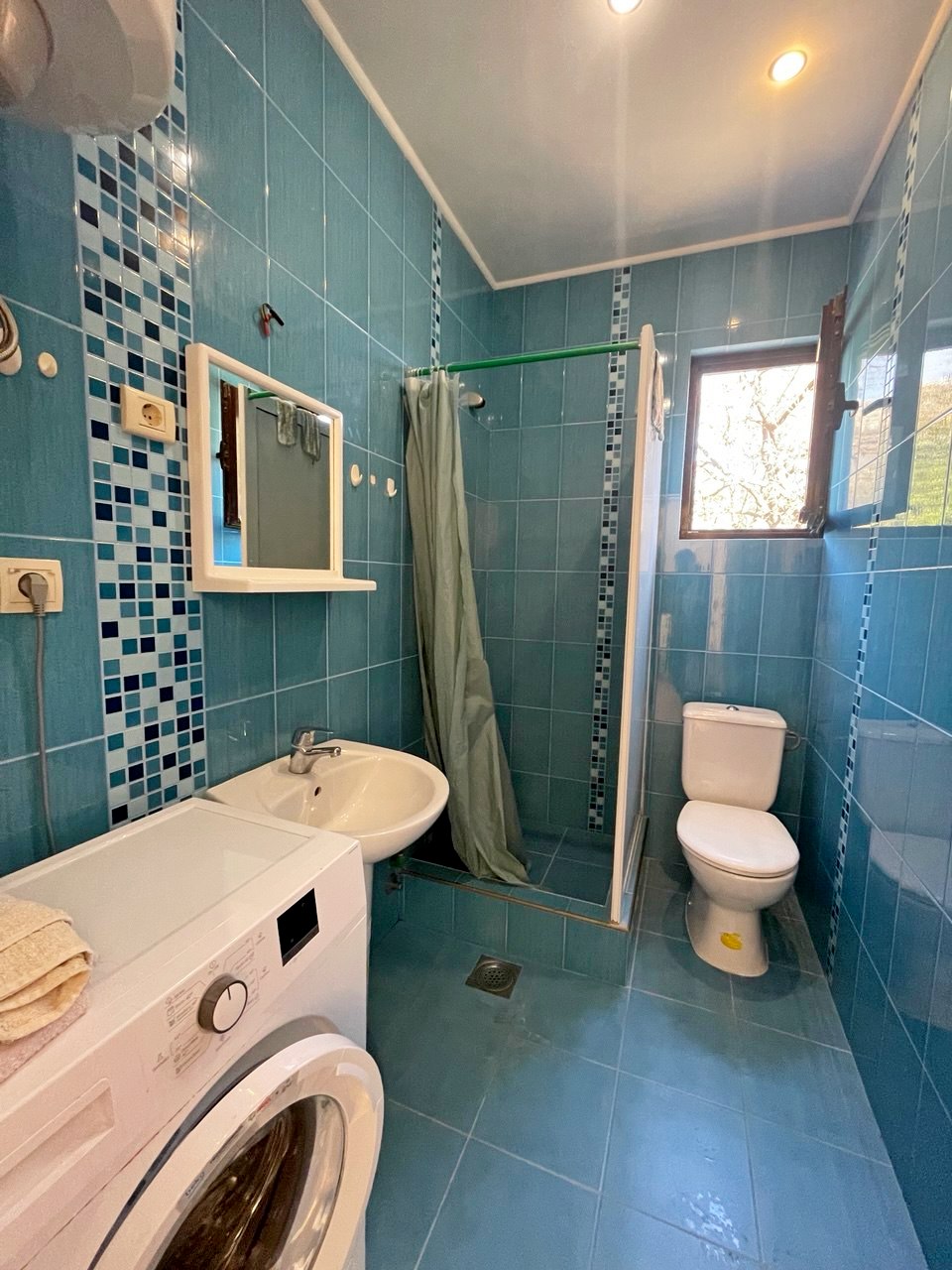 Apartment in Sutomore City Center with Sea View 7
