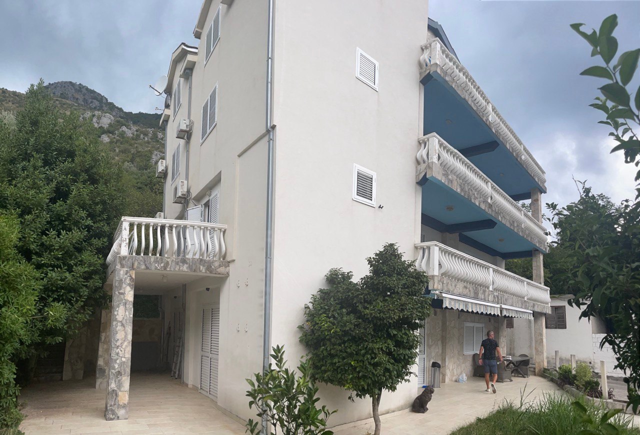 Sea View Apartment in Muo