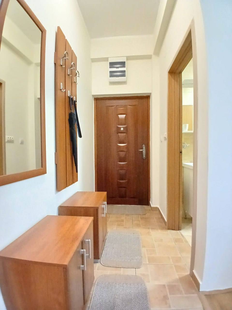 Apartment with Pool Access in Lazici, Budva 5