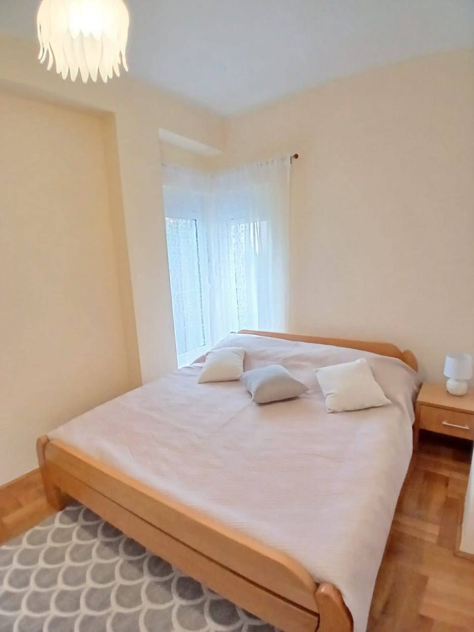 Apartment with Pool Access in Lazici, Budva 6