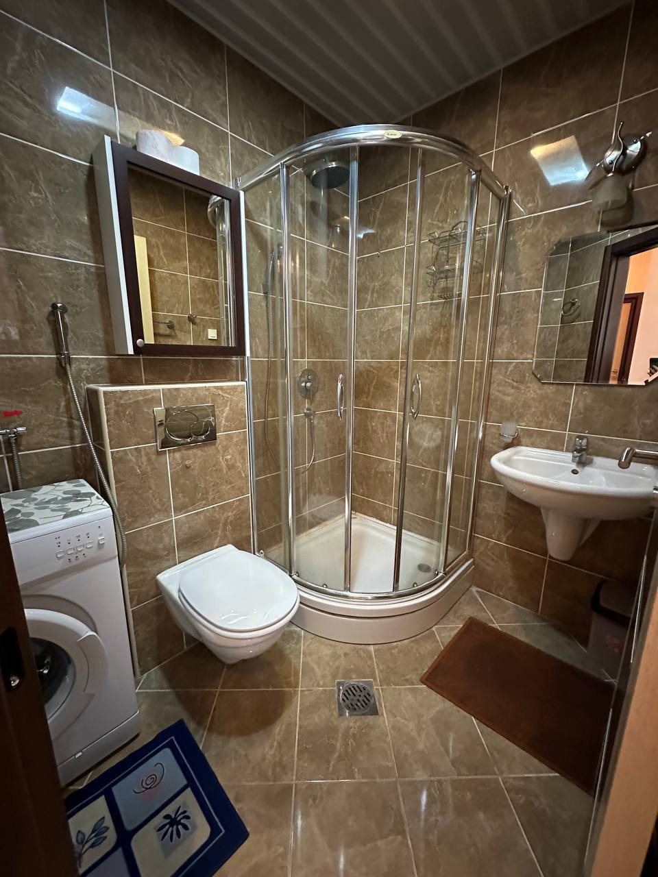Apartment with Large Terrace in Gospoština District, Budva 7