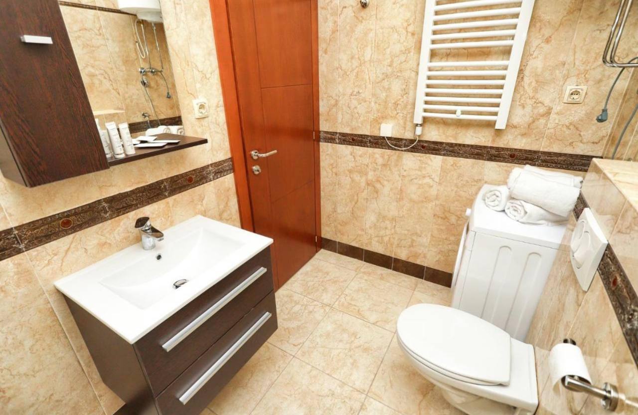 Sale Property in Walking Distance to the Beach in Becici 8