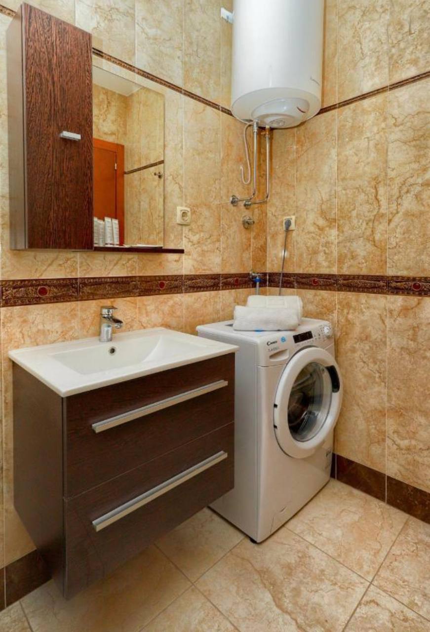 Sale Property in Walking Distance to the Beach in Becici 9