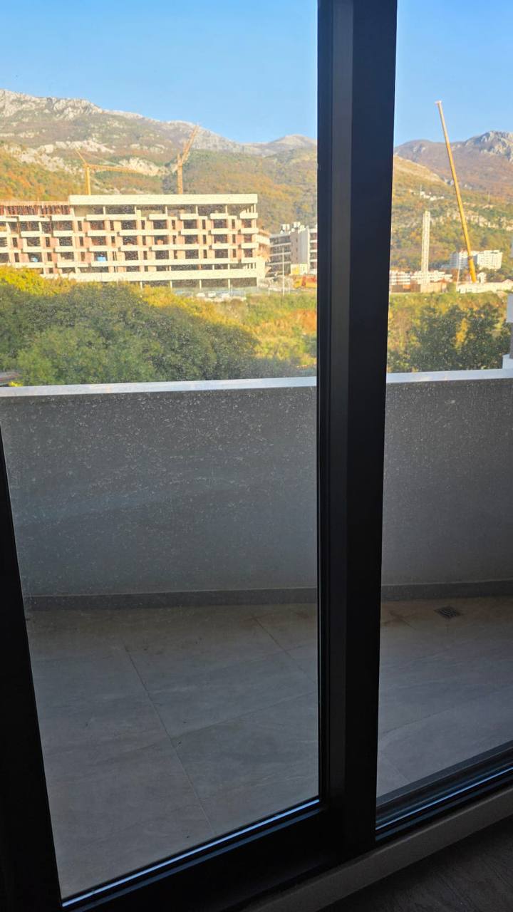 1 Bedroom Apartment in Twin Towers, Becici 2