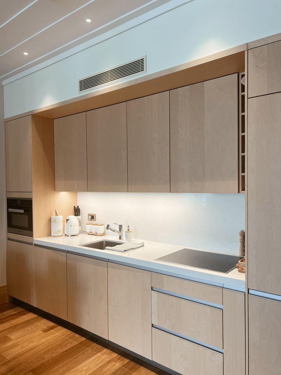 Premium-Class Apartment in Hotel Regent, Building Bay, Tivat 2