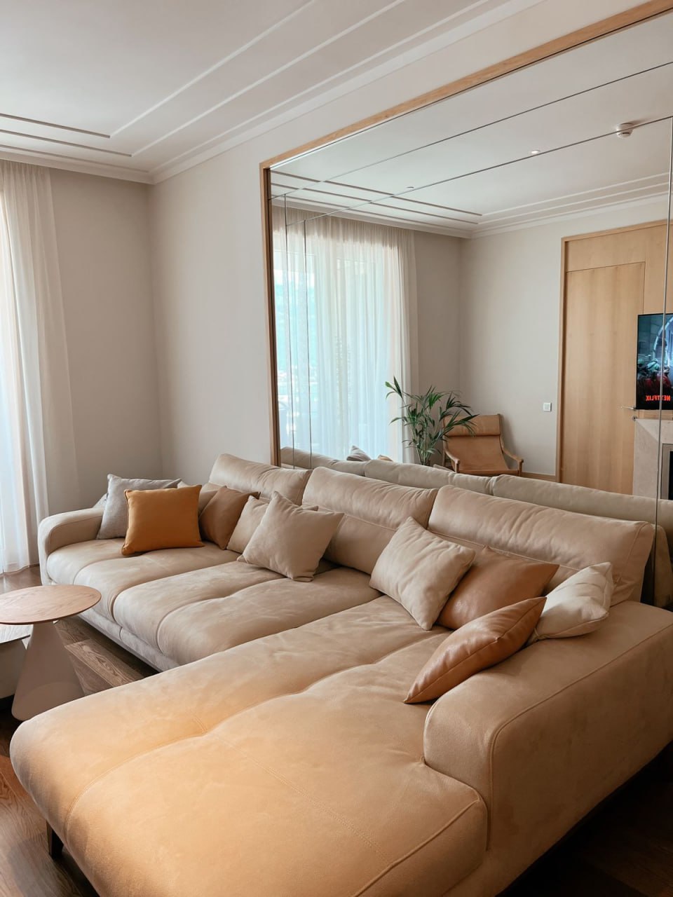 Premium-Class Apartment in Hotel Regent, Building Bay, Tivat 6