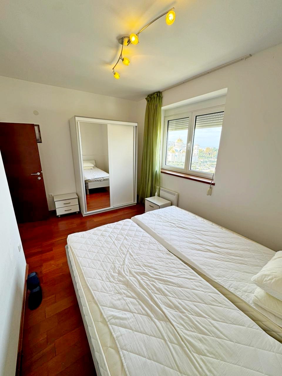 Large 2-Bedroom Apartment in Bar Center 8