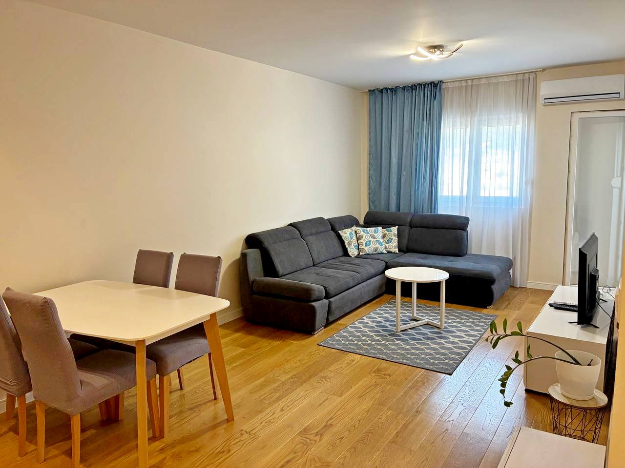 Cozy apartment in Zetagradnja, Bar city center 3
