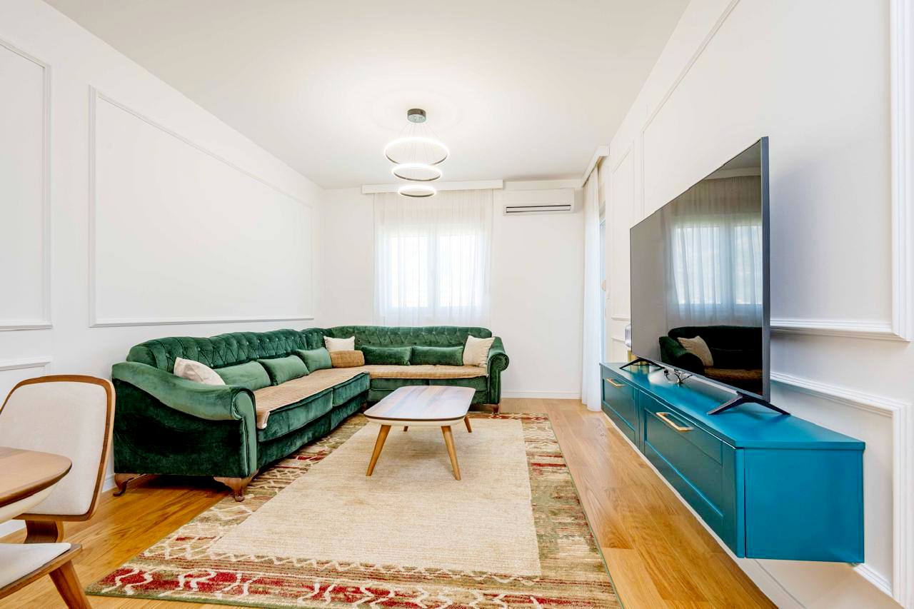 Luxury 1-Bedroom Apartment in the Center of Bar 4