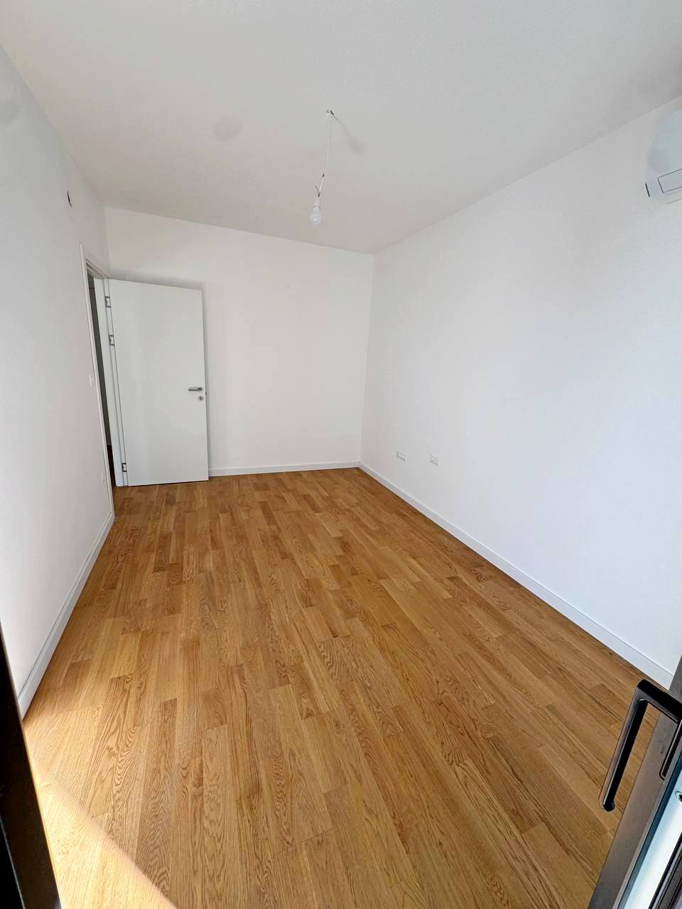 1-bedroom apartment with sea view in Novi Bar 6