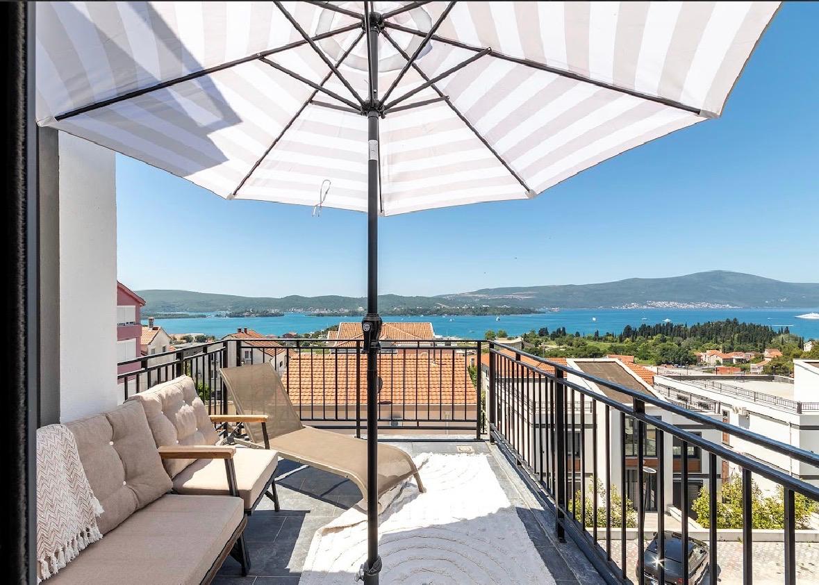 Tivat Kava Apartment with 2 Bedrooms and Sea View 8
