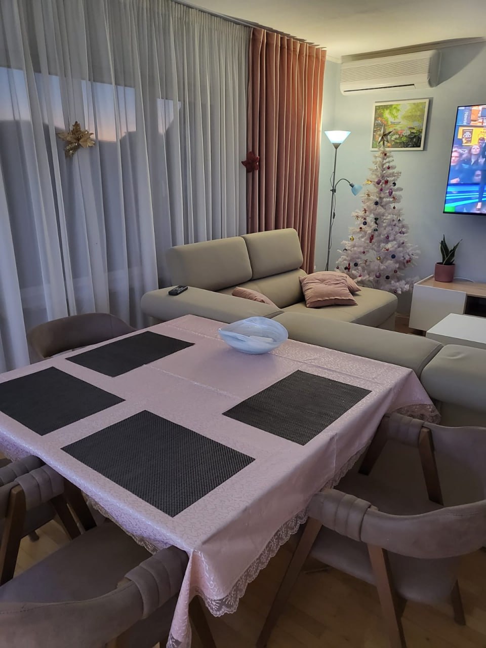 2BR Apartment near Musical School in Tivat 2