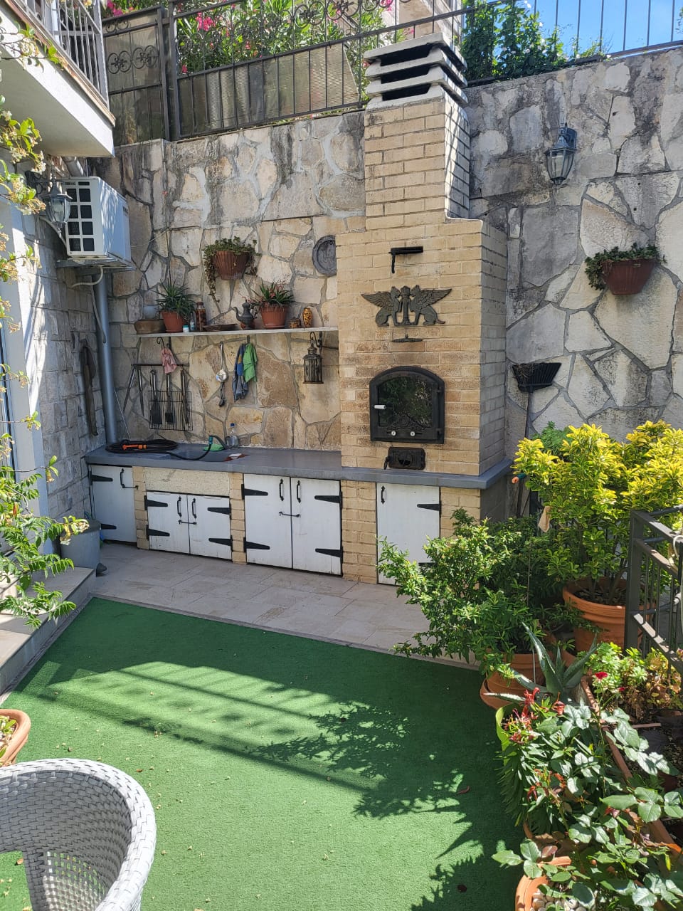 Townhouse in Tivat with Sauna and BBQ Area 8