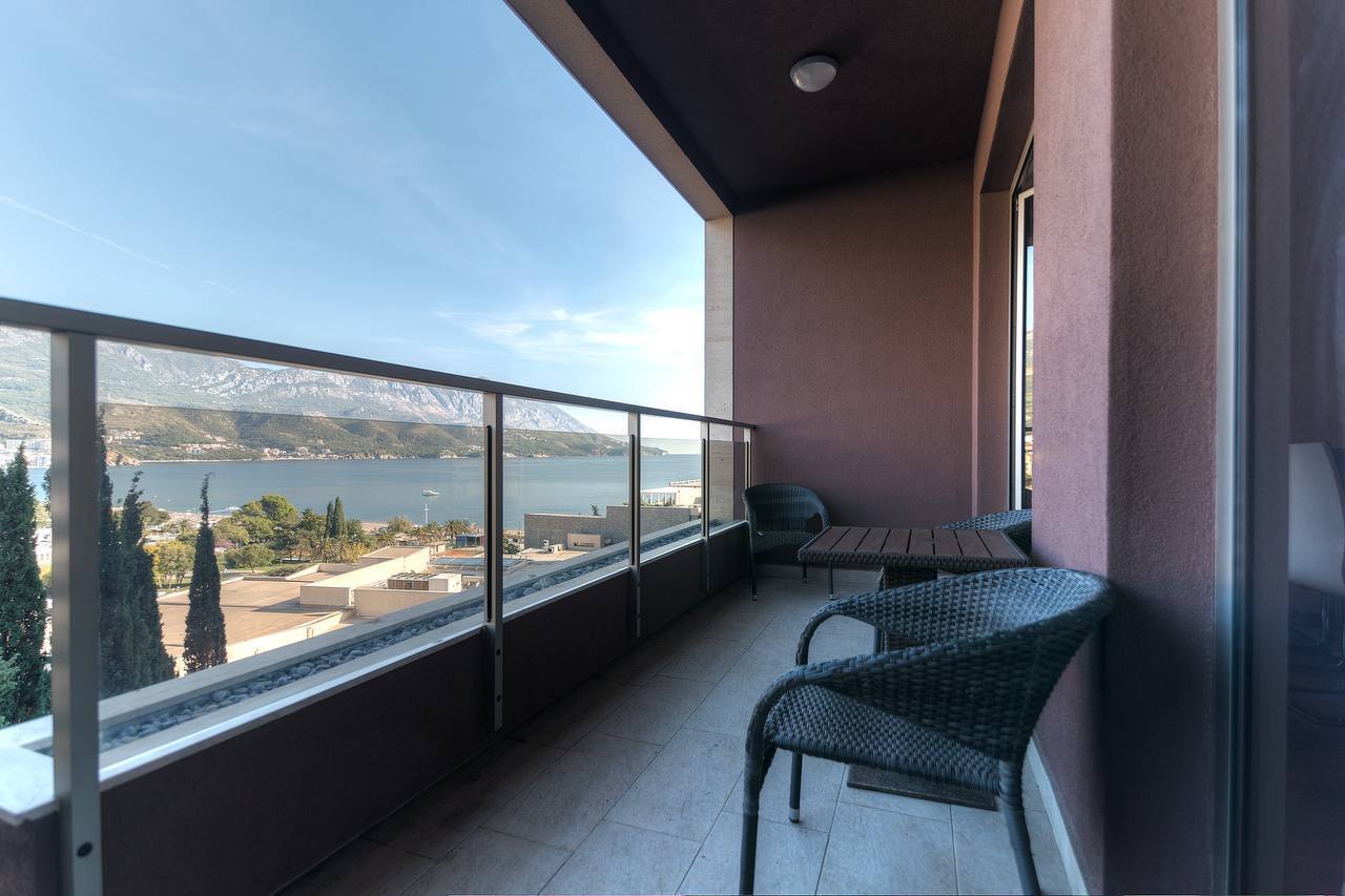 2 Bedroom Apartment with Sea View in Harmonia, Budva