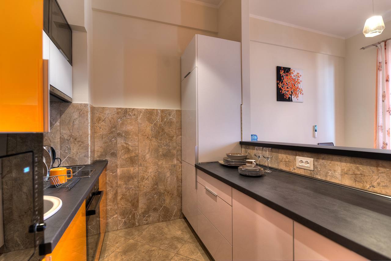 2 Bedroom Apartment with Sea View in Harmonia, Budva 4
