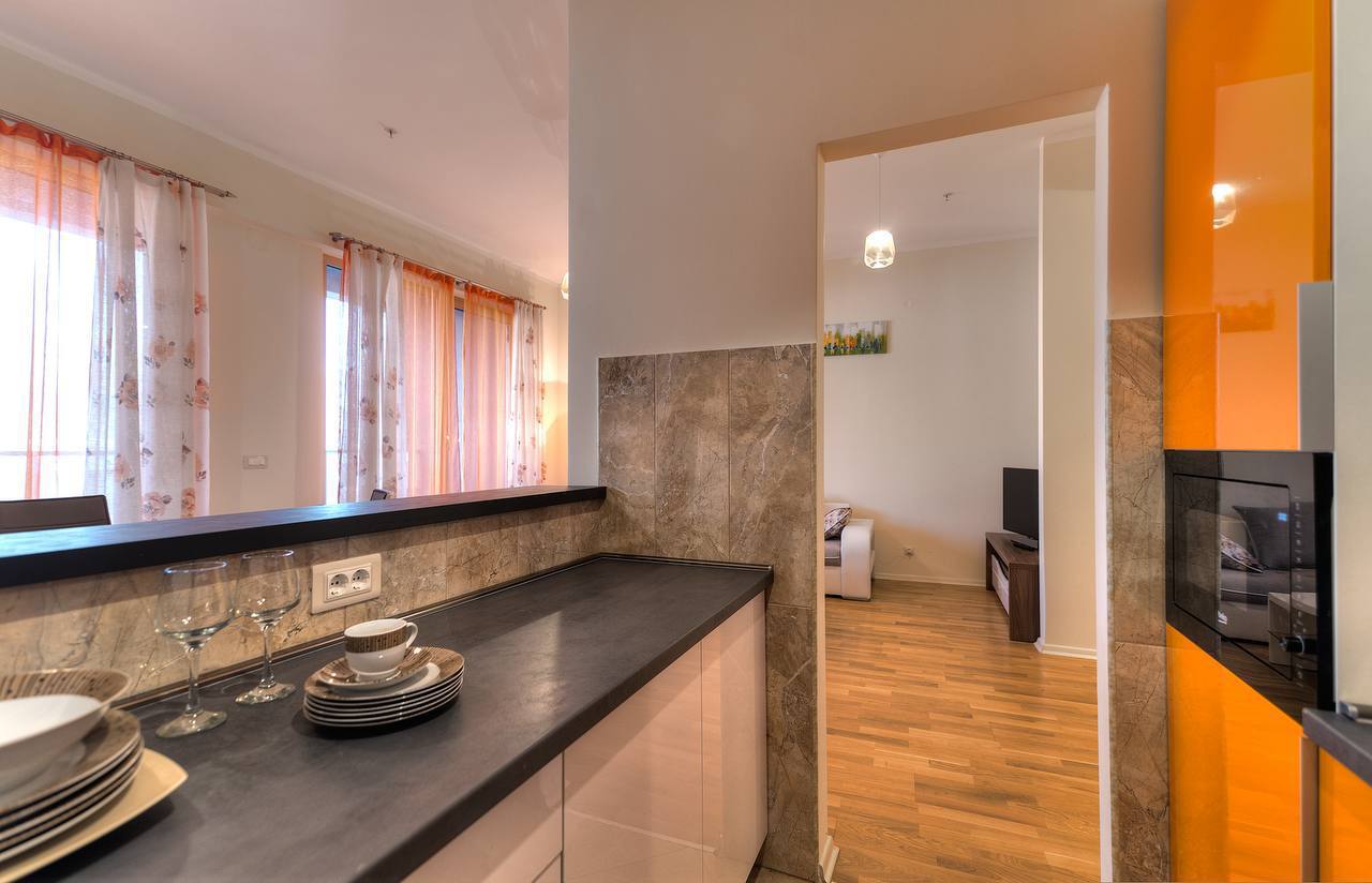 2 Bedroom Apartment with Sea View in Harmonia, Budva 5
