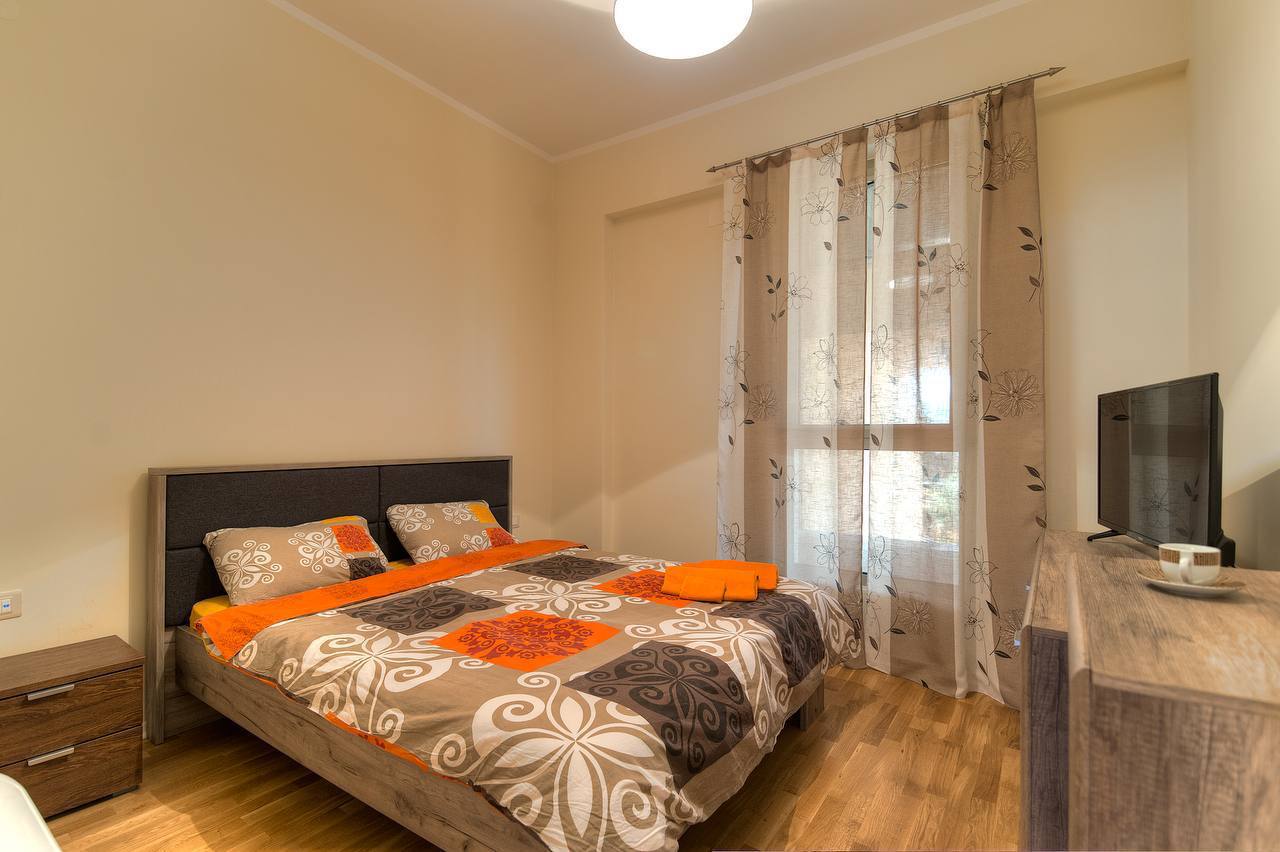 2 Bedroom Apartment with Sea View in Harmonia, Budva 7