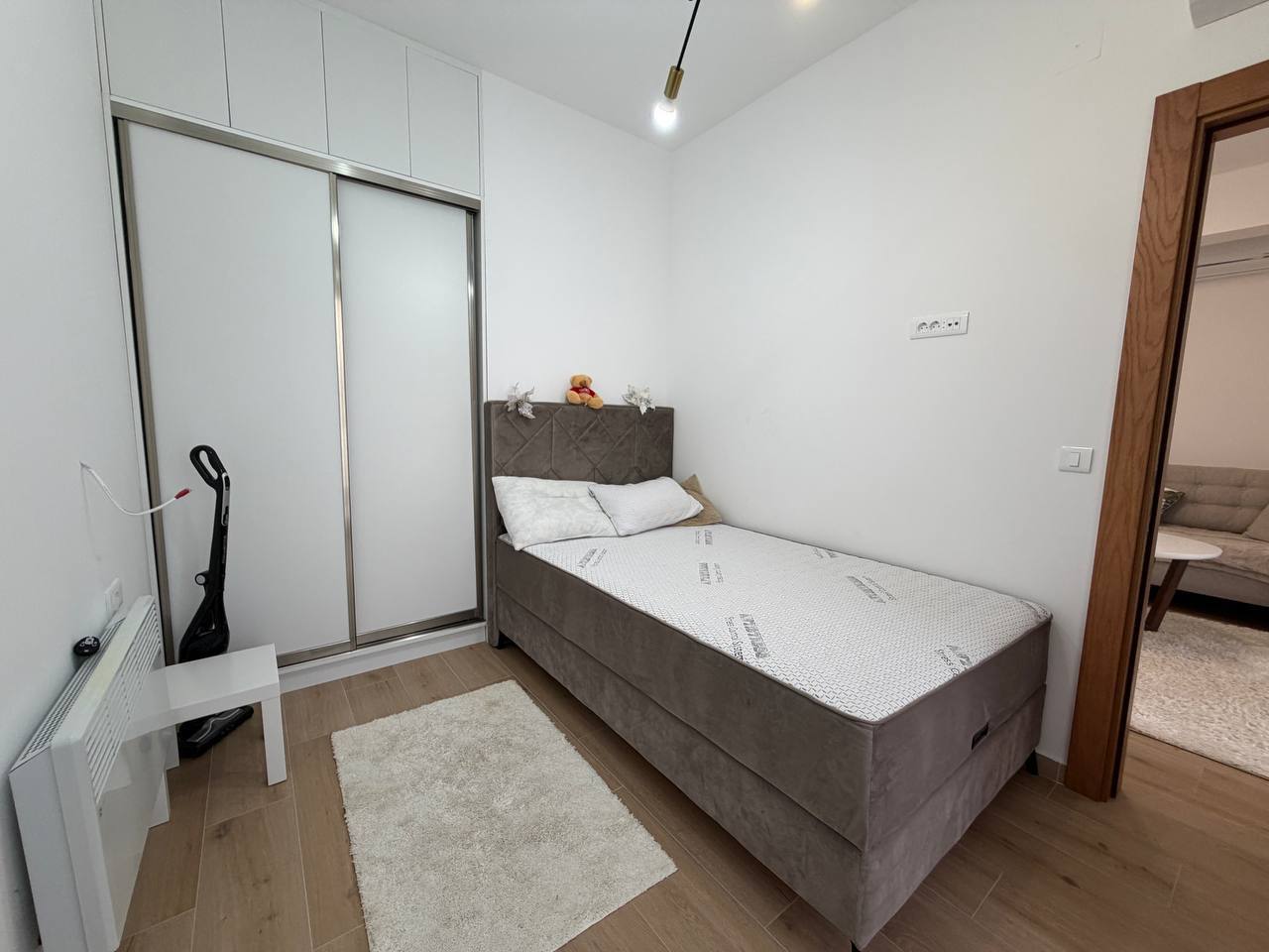 2 Bedroom Apartment with Sea View in Budva Center 6