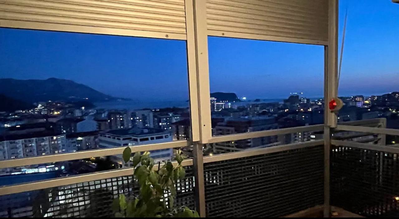 New Apartment with Sea View in Budva Dubovica 9