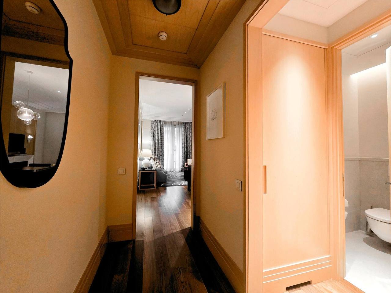 Exclusive apartment in Porto Montenegro with Regent Pool Club access 6