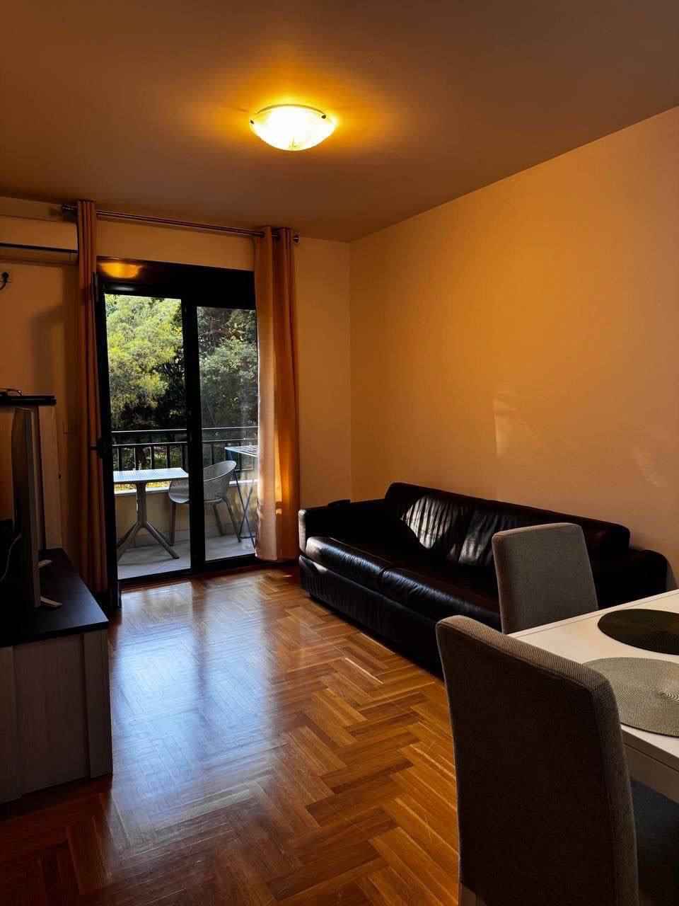 Apartment in Monrus with 1 Bedroom in Budva