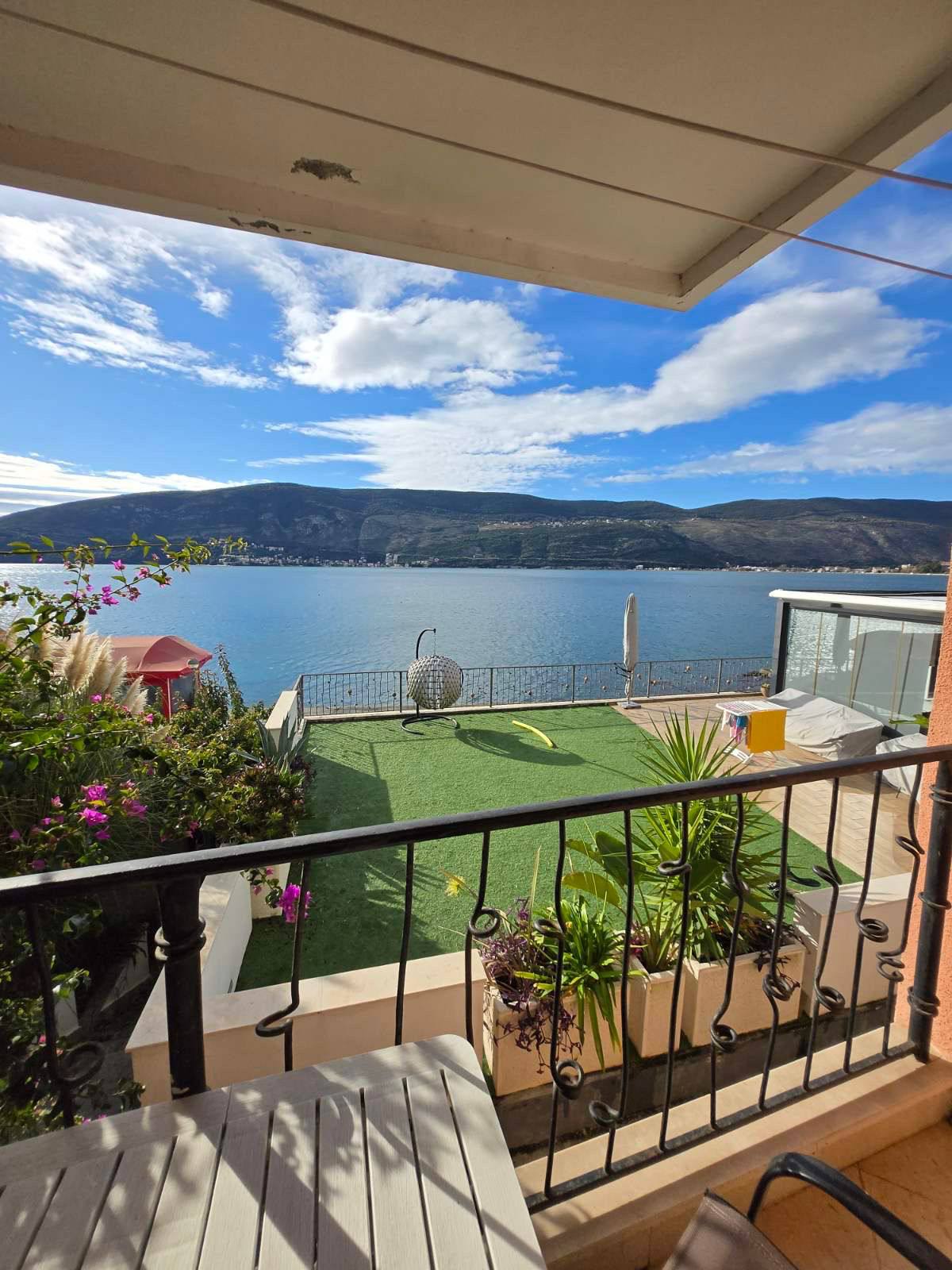 Sea View Apartment in Herceg Novi