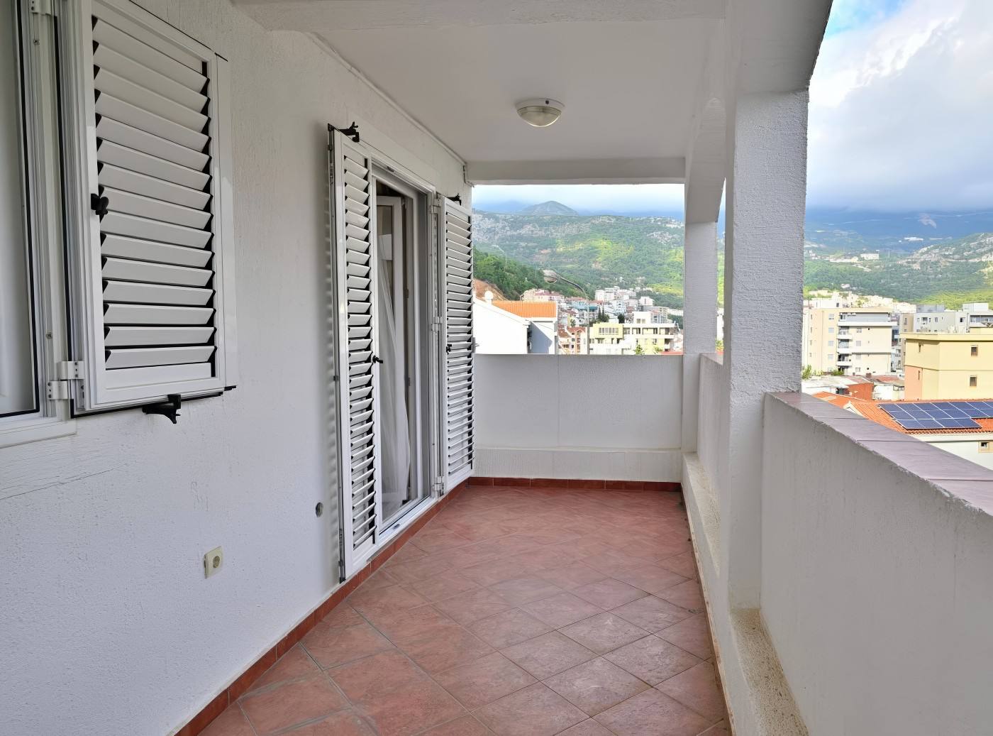Two-level apartment with 2 bedrooms in Budva center 7