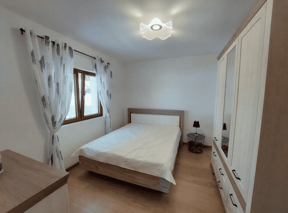 Bright Apartment with Sea View in Igalo 8