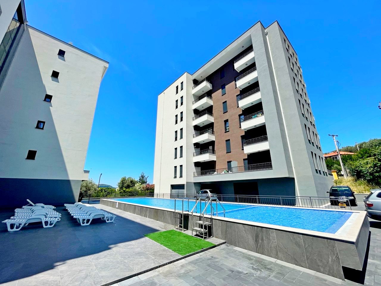 New 1-Bedroom Apartment in Celuga, Bar