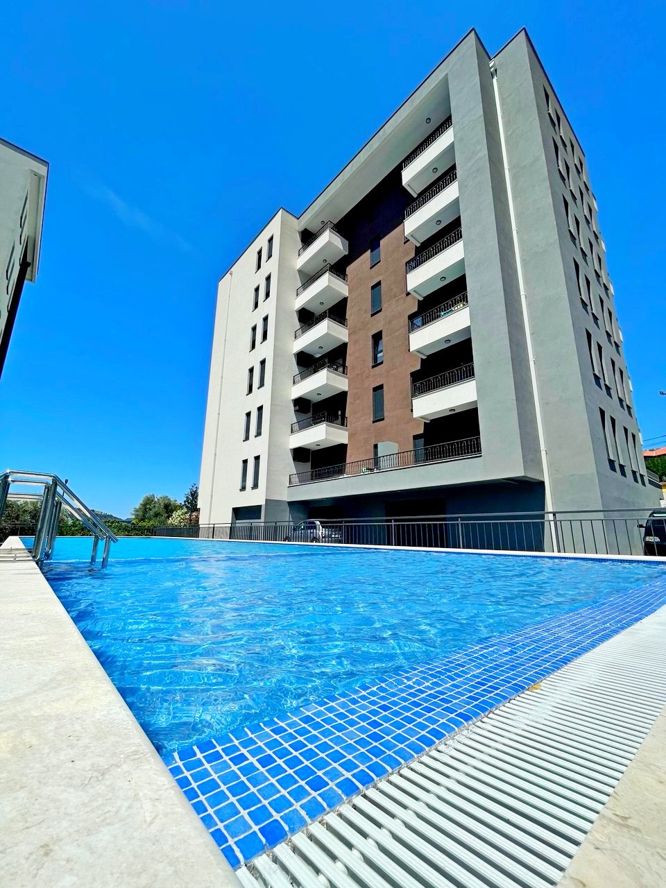 New 1-Bedroom Apartment in Celuga, Bar 2