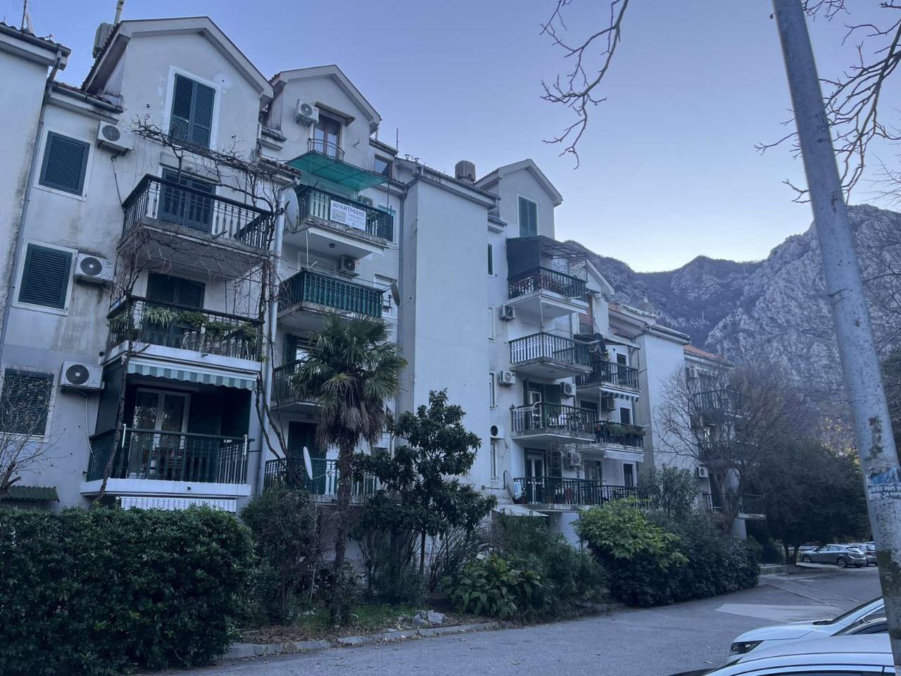 2 Bedroom Apartment with Sea View in Risan
