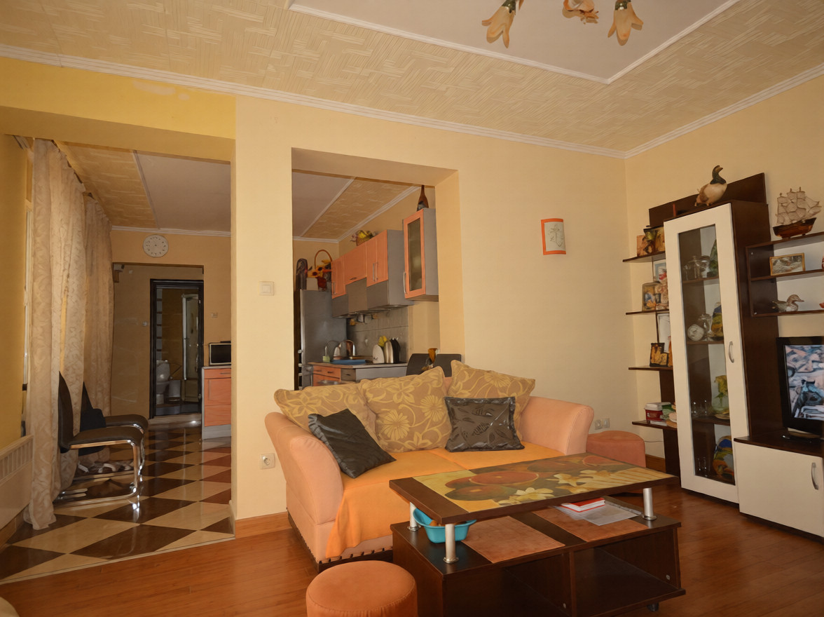 Two-bedroom apartment with sea view in Herceg Novi 8