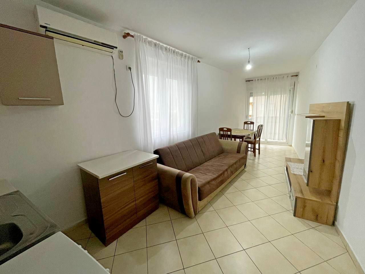 Cozy Apartment with 1 Bedroom and 2 Terraces in Bar 6
