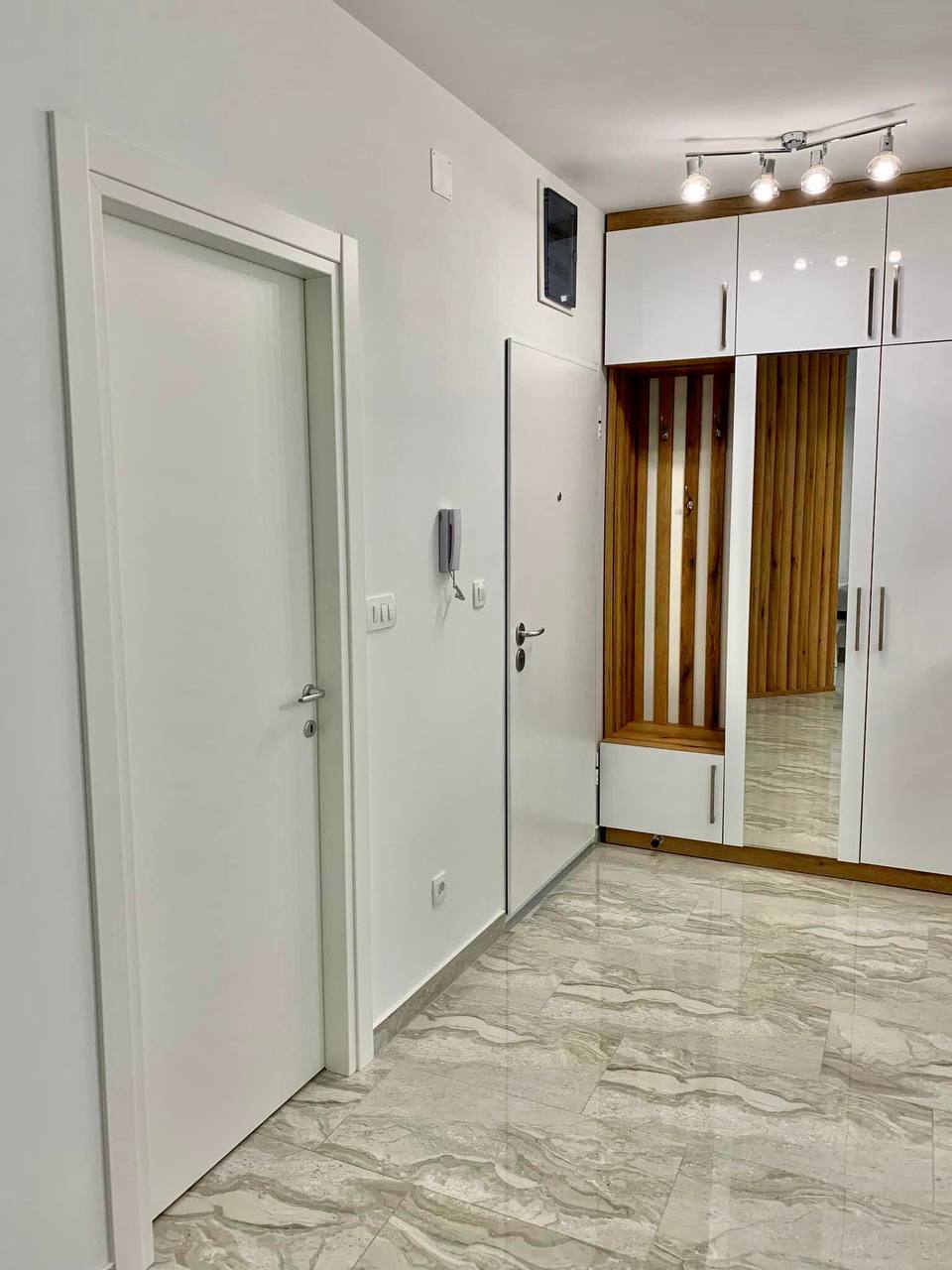 Sale Apartment in Rafailovici (Aura House) 5
