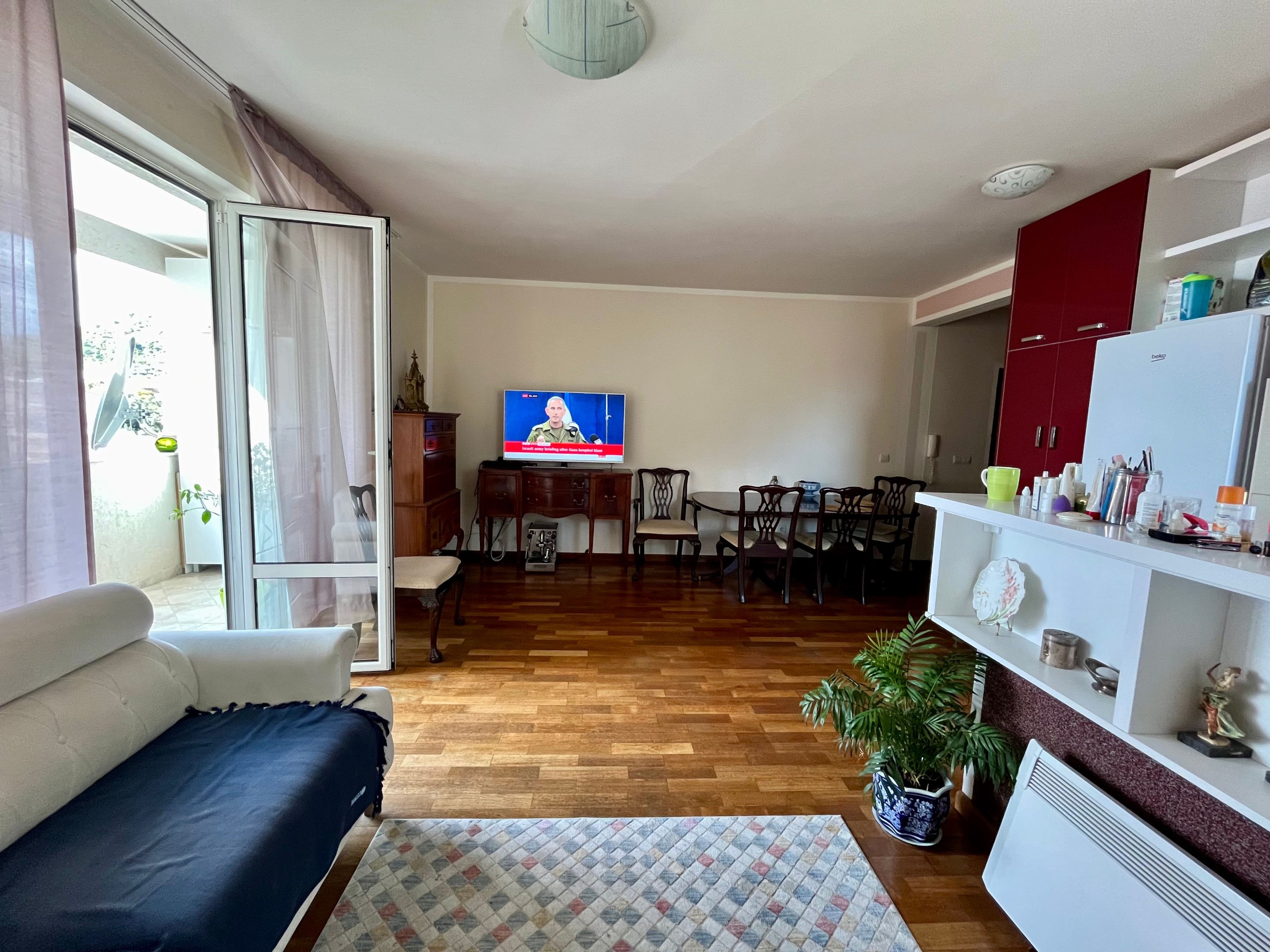 Spacious apartment with sea view in Petrovac 3