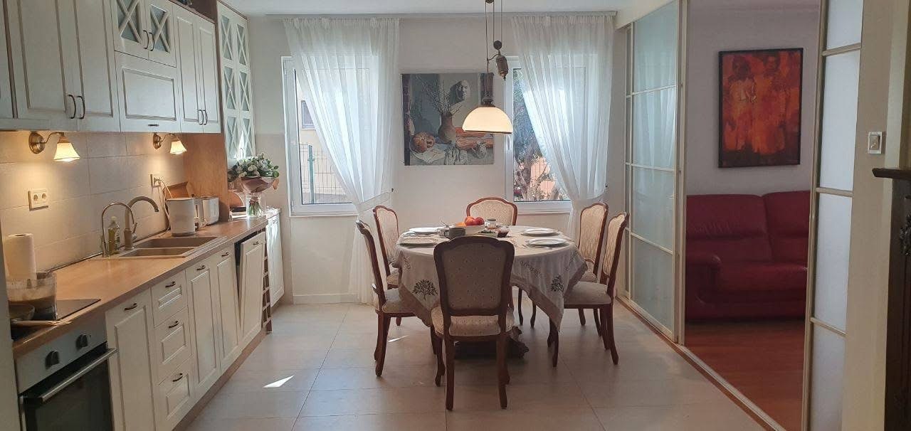 Spacious Apartment with Olive Grove View 2