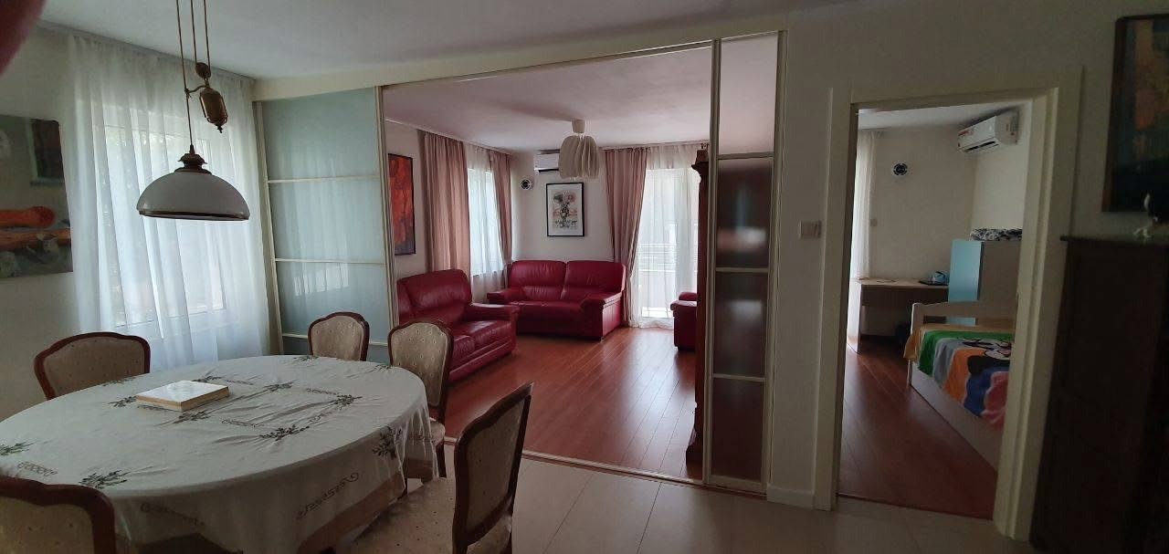 Spacious Apartment with Olive Grove View 3
