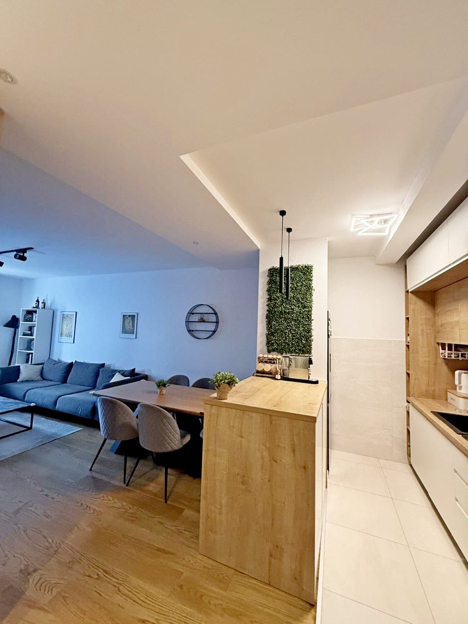 Luxury Apartment in the Center of Bar 2