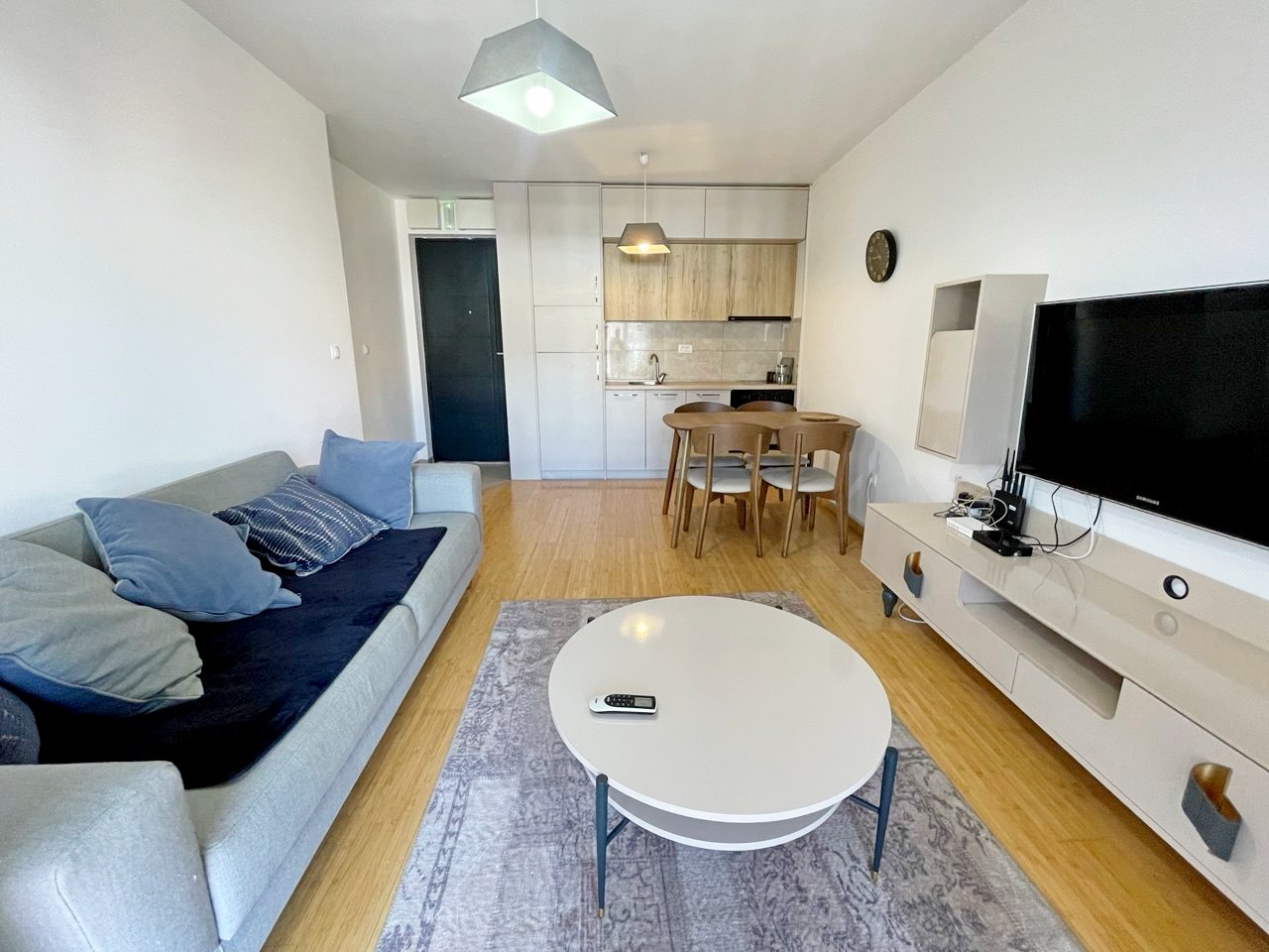 New Apartment with Sea View in Bar 2